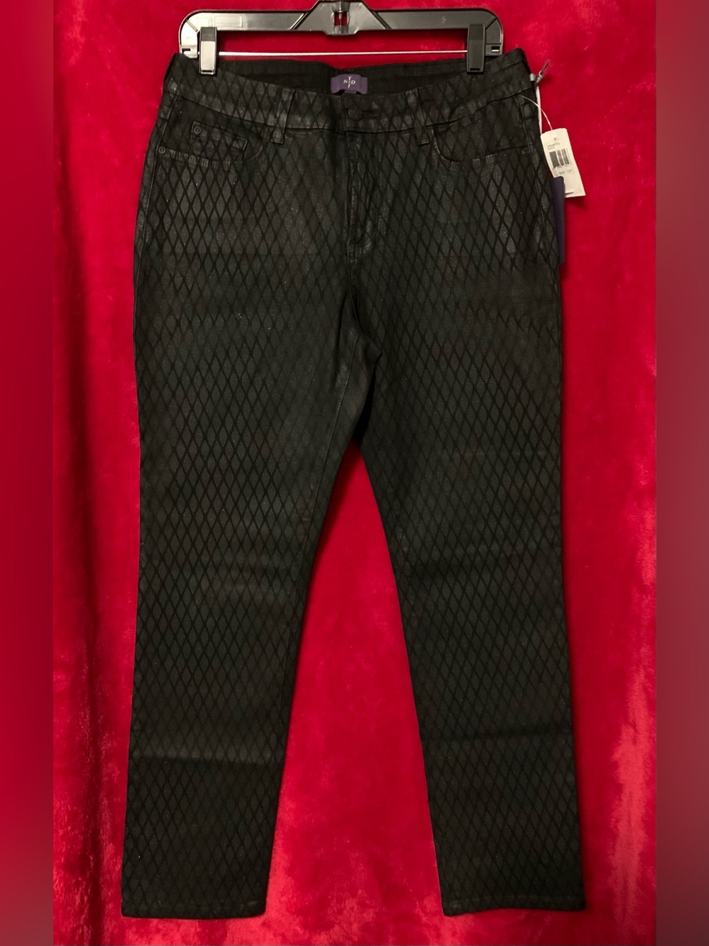 NYDJ  Skinny  Diamond-Textured Black Jeans